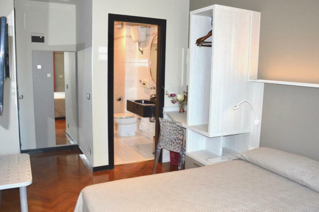 Hotel Regent - In Pieno Centro San Benedetto del Tronto Zewnętrze zdjęcie